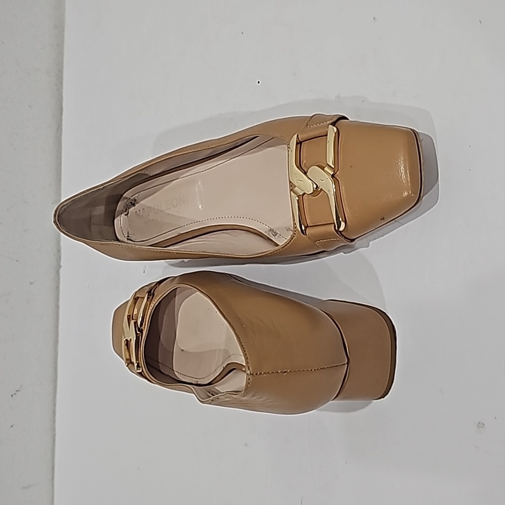 Napoleoni Biege Leather Pumps, square toe Size 10/ 42 Low Block Heel